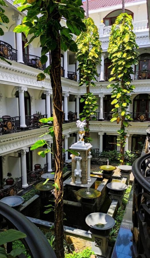 The Grand Palace Hotel 3*